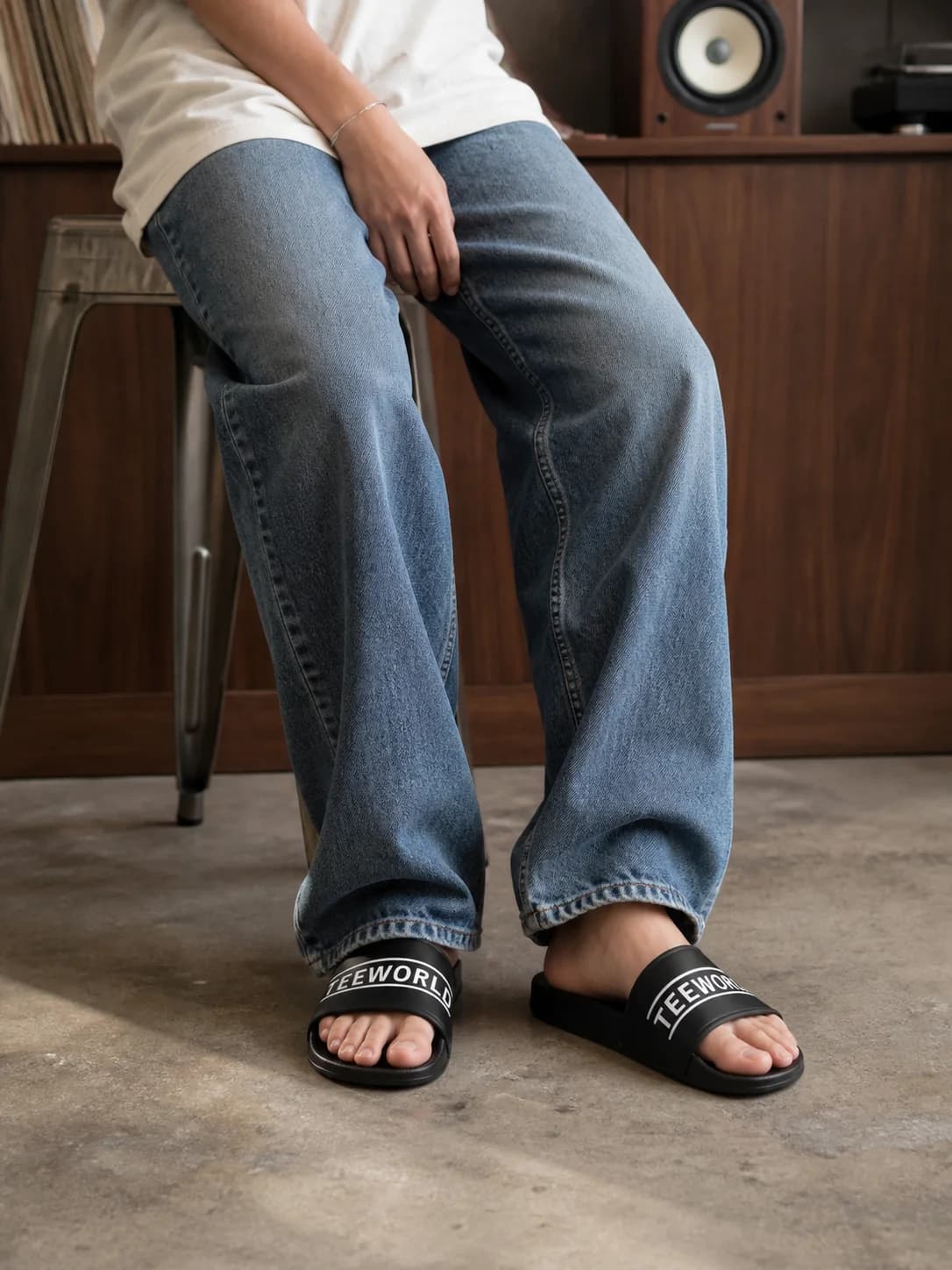 Teeworld Arc — Đen